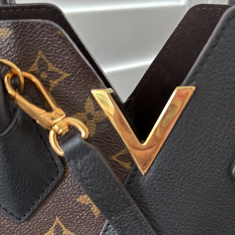 Louis Vuitton Kimono MM black and Monogram